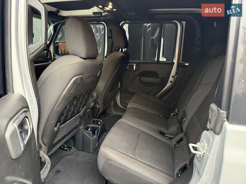 Пикап Jeep Gladiator 2022 в Киеве фото 13 Пикап Jeep Gladiator 2022 в Киеве