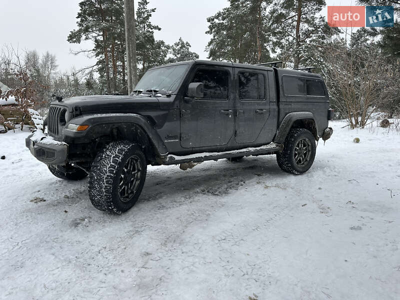 Jeep Gladiator 2021