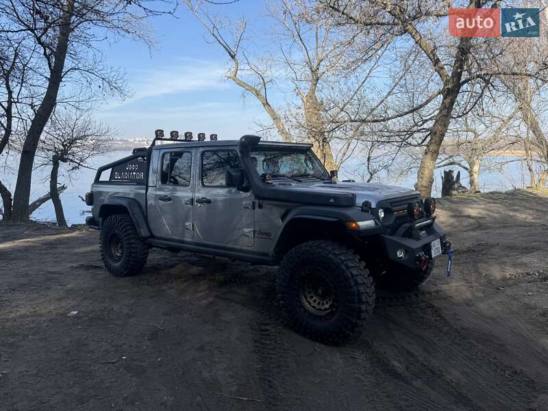Пикап Jeep Gladiator 2019 в Днепре фото 4 Пикап Jeep Gladiator 2019 в Днепре