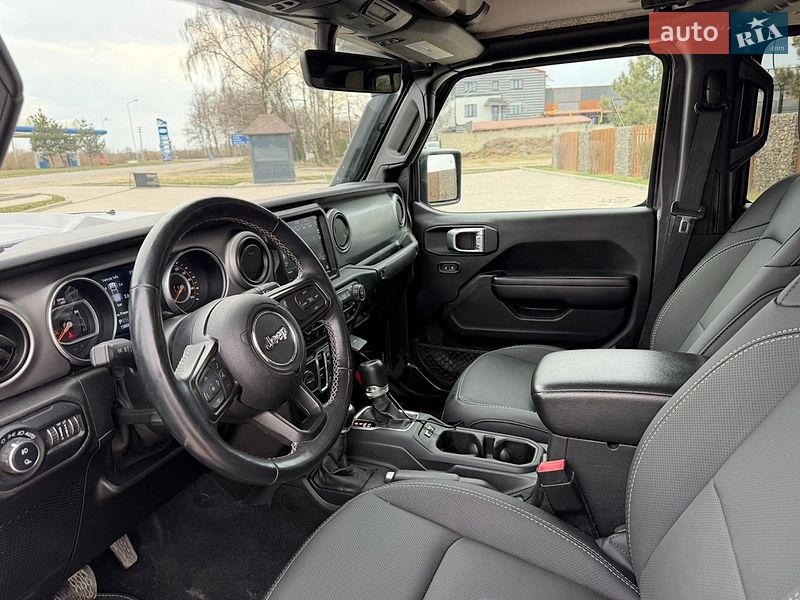 Пікап Jeep Gladiator 2020 в Івано-Франківську