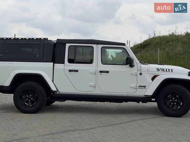 Пікап Jeep Gladiator 2021 в Львові