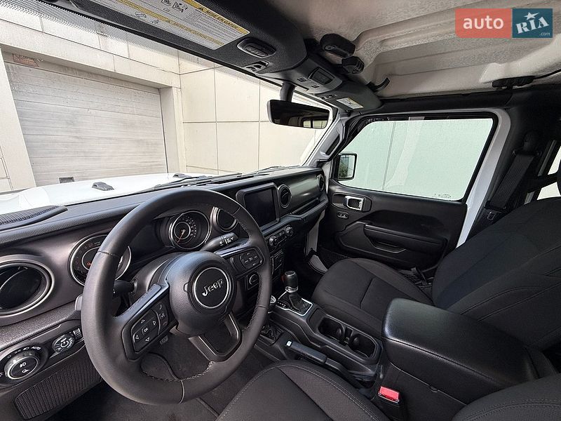 Пікап Jeep Gladiator 2023 в Дніпрі