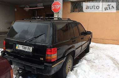 Внедорожник / Кроссовер Jeep Grand Cherokee 1993 в Киеве