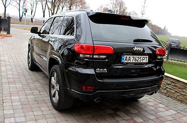 Внедорожник / Кроссовер Jeep Grand Cherokee 2016 в Киеве