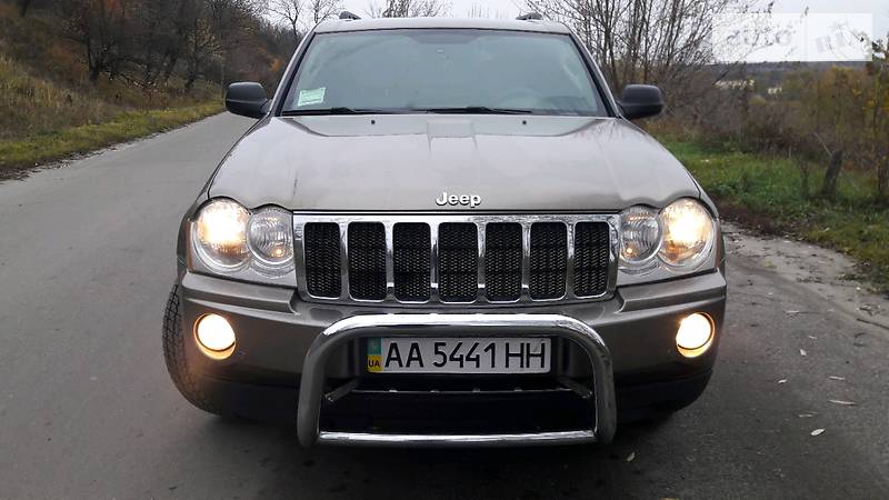 Внедорожник / Кроссовер Jeep Grand Cherokee 2005 в Киеве