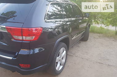 Внедорожник / Кроссовер Jeep Grand Cherokee 2011 в Рубежном