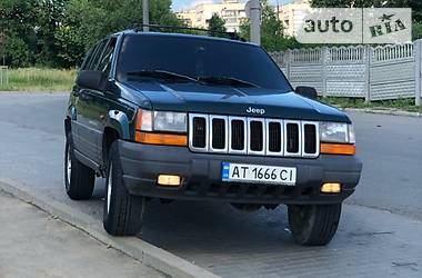 Внедорожник / Кроссовер Jeep Grand Cherokee 1996 в Ивано-Франковске