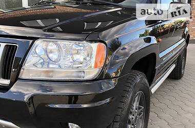 Внедорожник / Кроссовер Jeep Grand Cherokee 2004 в 