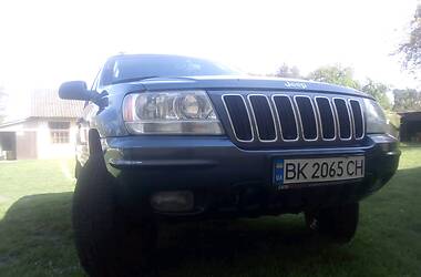 Позашляховик / Кросовер Jeep Grand Cherokee 2002 в 