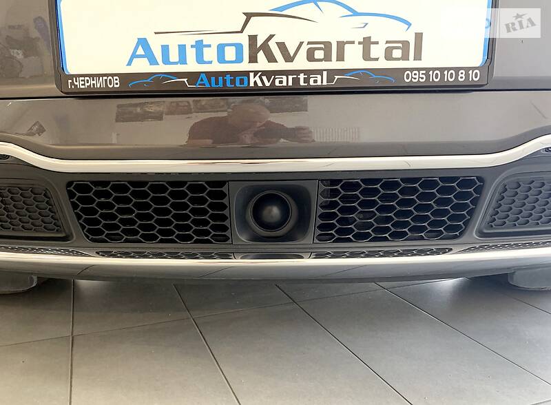 Позашляховик / Кросовер Jeep Grand Cherokee 2015 в Чернігові фото 3 Позашляховик / Кросовер Jeep Grand Cherokee 2015 в Чернігові