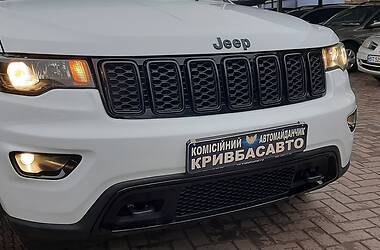 Внедорожник / Кроссовер Jeep Grand Cherokee 2018 в Кривом Роге