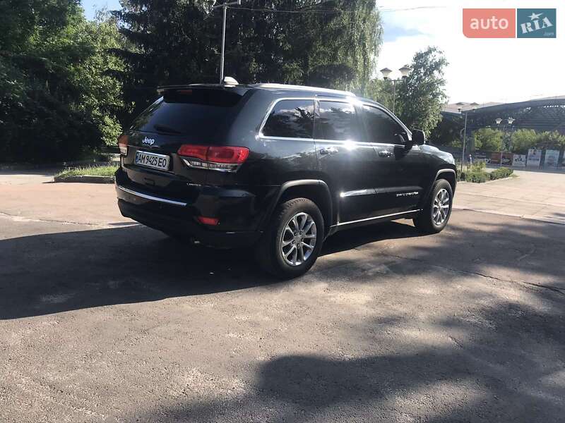 Внедорожник / Кроссовер Jeep Grand Cherokee 2015 в Житомире