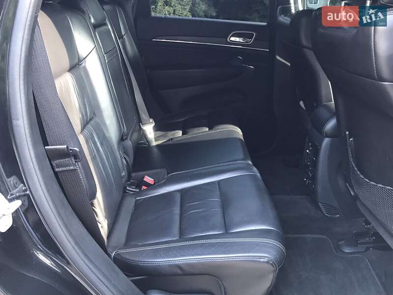 Внедорожник / Кроссовер Jeep Grand Cherokee 2015 в Житомире