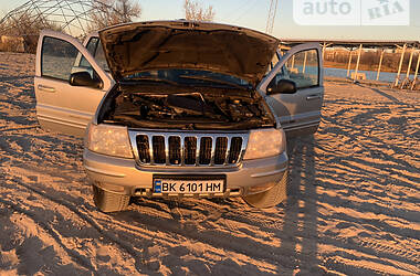 Внедорожник / Кроссовер Jeep Grand Cherokee 2002 в Ровно