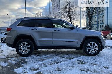 Внедорожник / Кроссовер Jeep Grand Cherokee 2017 в Киеве