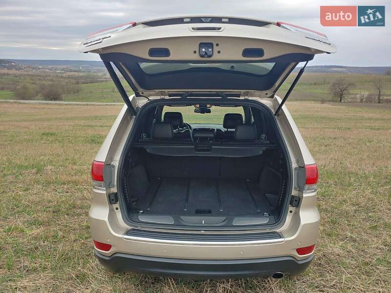 Внедорожник / Кроссовер Jeep Grand Cherokee 2015 в Львове фото 9 Внедорожник / Кроссовер Jeep Grand Cherokee 2015 в Львове