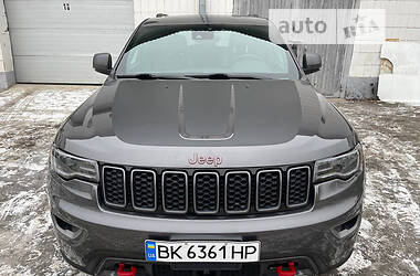 Внедорожник / Кроссовер Jeep Grand Cherokee 2016 в Ровно