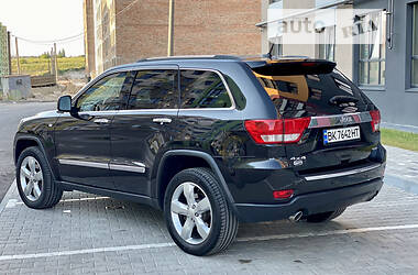 Позашляховик / Кросовер Jeep Grand Cherokee 2011 в Рівному