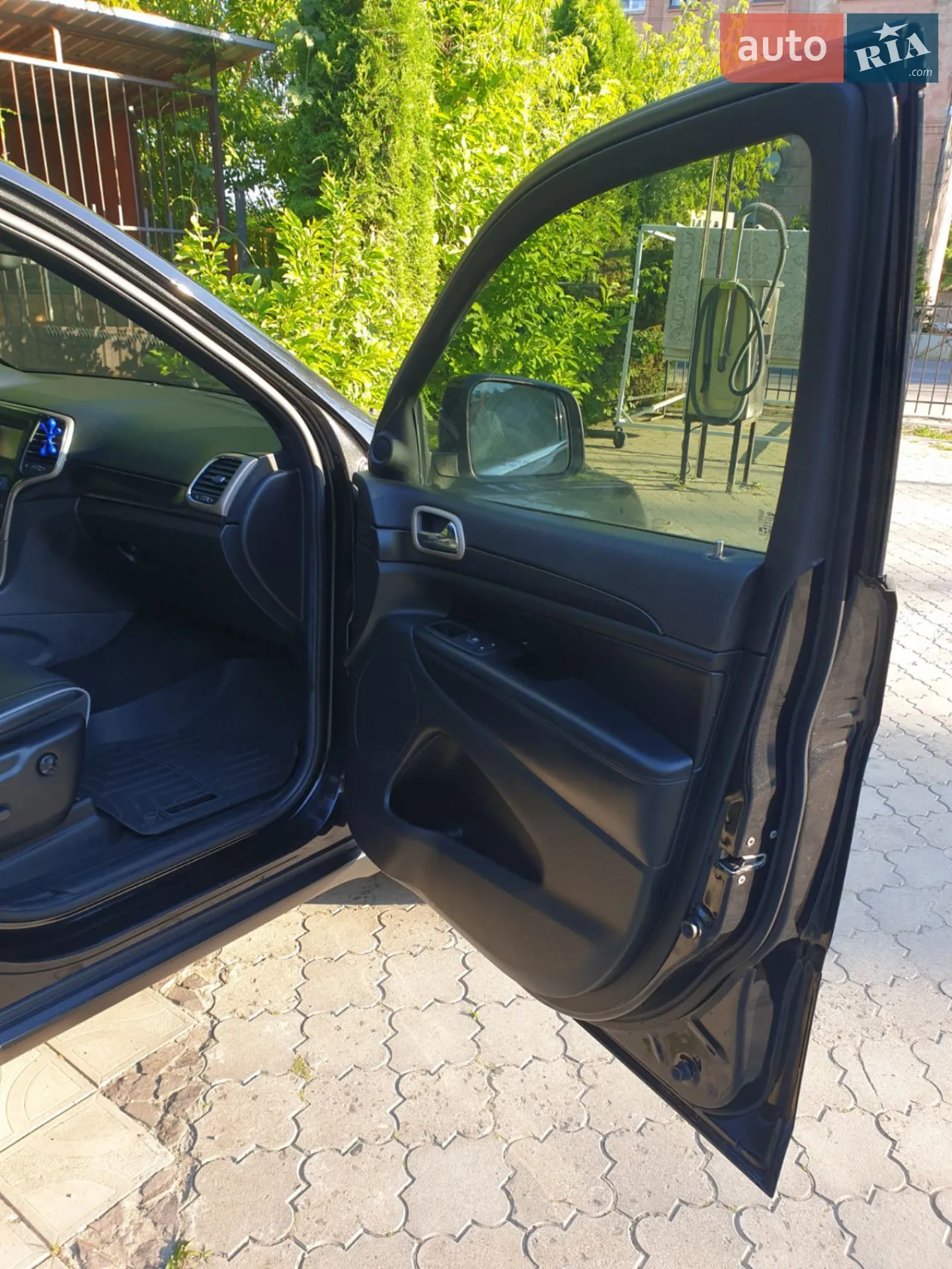 2013 Jeep Grand Cherokee - мініатюра 3