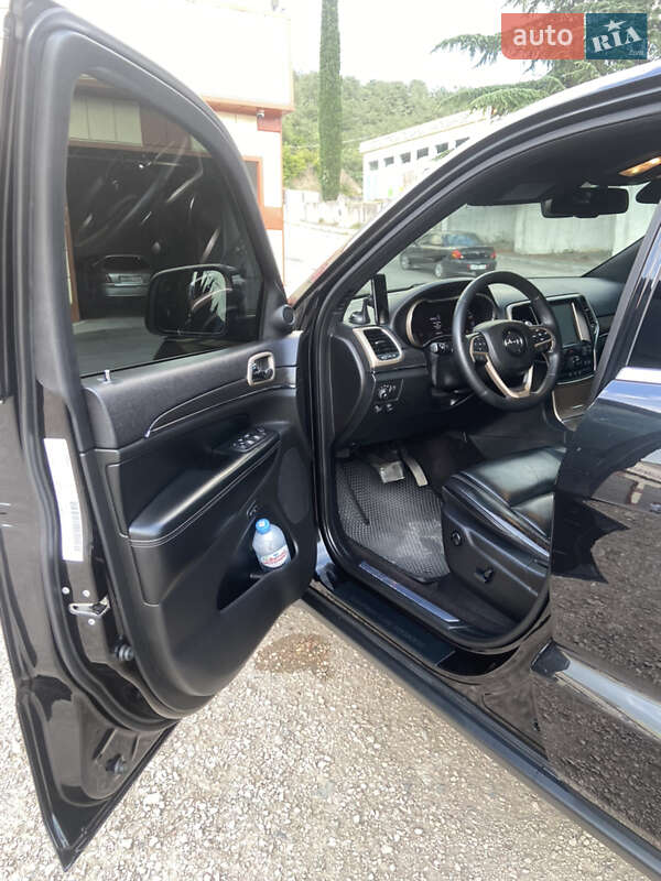 Внедорожник / Кроссовер Jeep Grand Cherokee 2015 в Славянске фото 16 Внедорожник / Кроссовер Jeep Grand Cherokee 2015 в Славянске