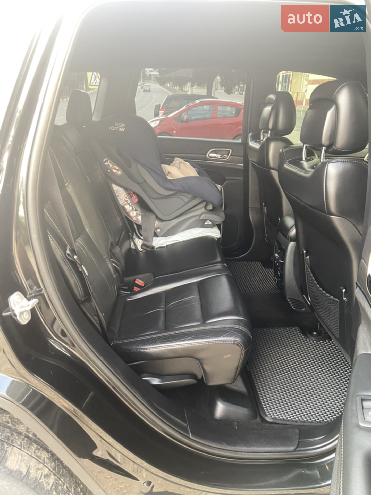 2015 Jeep Grand Cherokee - мініатюра 13