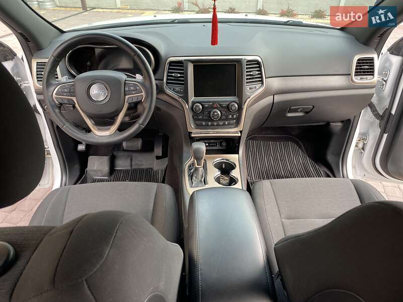 Внедорожник / Кроссовер Jeep Grand Cherokee 2016 в Виннице