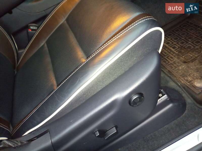 Позашляховик / Кросовер Jeep Grand Cherokee 2017 в Харкові