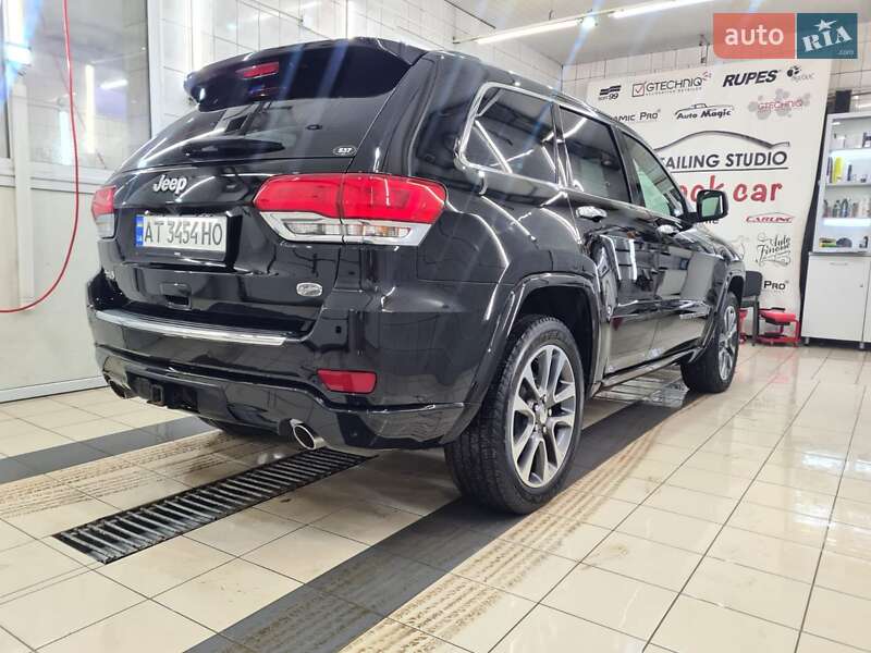 Внедорожник / Кроссовер Jeep Grand Cherokee 2017 в Ивано-Франковске фото 63 Внедорожник / Кроссовер Jeep Grand Cherokee 2017 в Ивано-Франковске