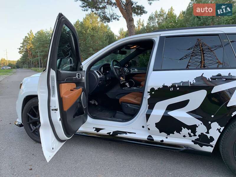 Внедорожник / Кроссовер Jeep Grand Cherokee 2018 в Киеве