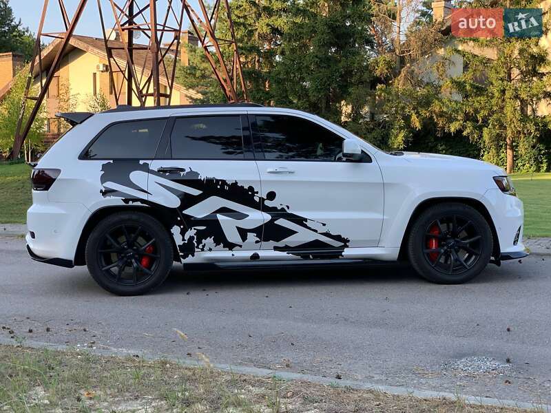 Внедорожник / Кроссовер Jeep Grand Cherokee 2018 в Киеве