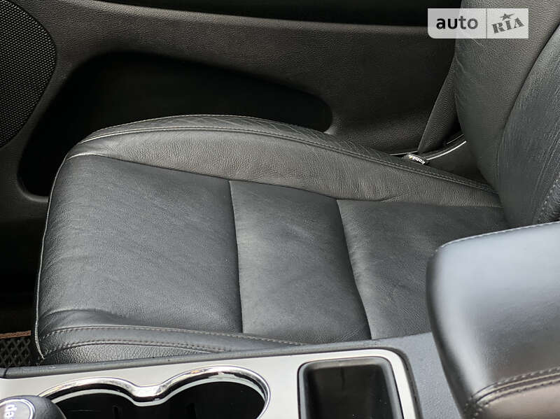 Внедорожник / Кроссовер Jeep Grand Cherokee 2010 в Коломые