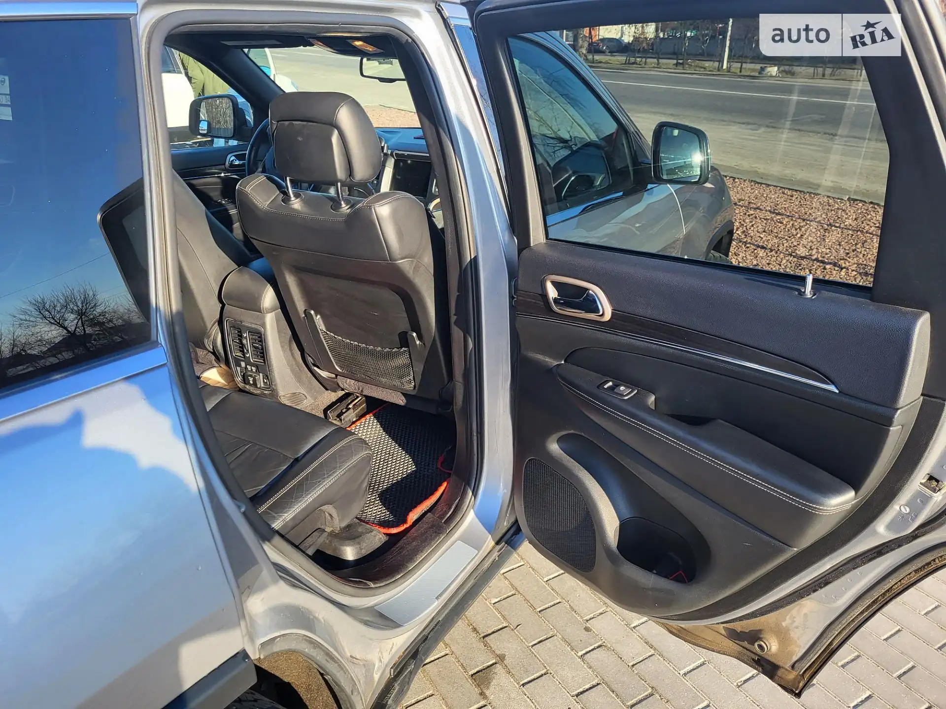 2014 Jeep Grand Cherokee - мініатюра 17