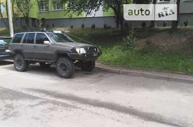 Позашляховик / Кросовер Jeep Grand Cherokee 1995 в Львові