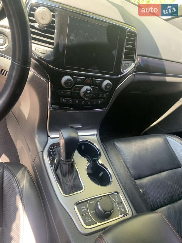 Позашляховик / Кросовер Jeep Grand Cherokee 2019 в Кривому Розі