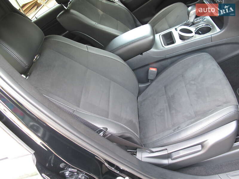 Внедорожник / Кроссовер Jeep Grand Cherokee 2020 в Киеве