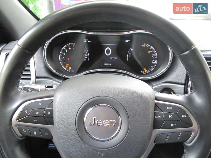 Внедорожник / Кроссовер Jeep Grand Cherokee 2020 в Киеве