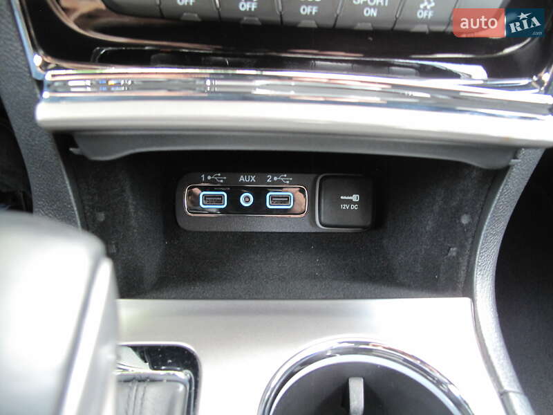 Внедорожник / Кроссовер Jeep Grand Cherokee 2020 в Киеве