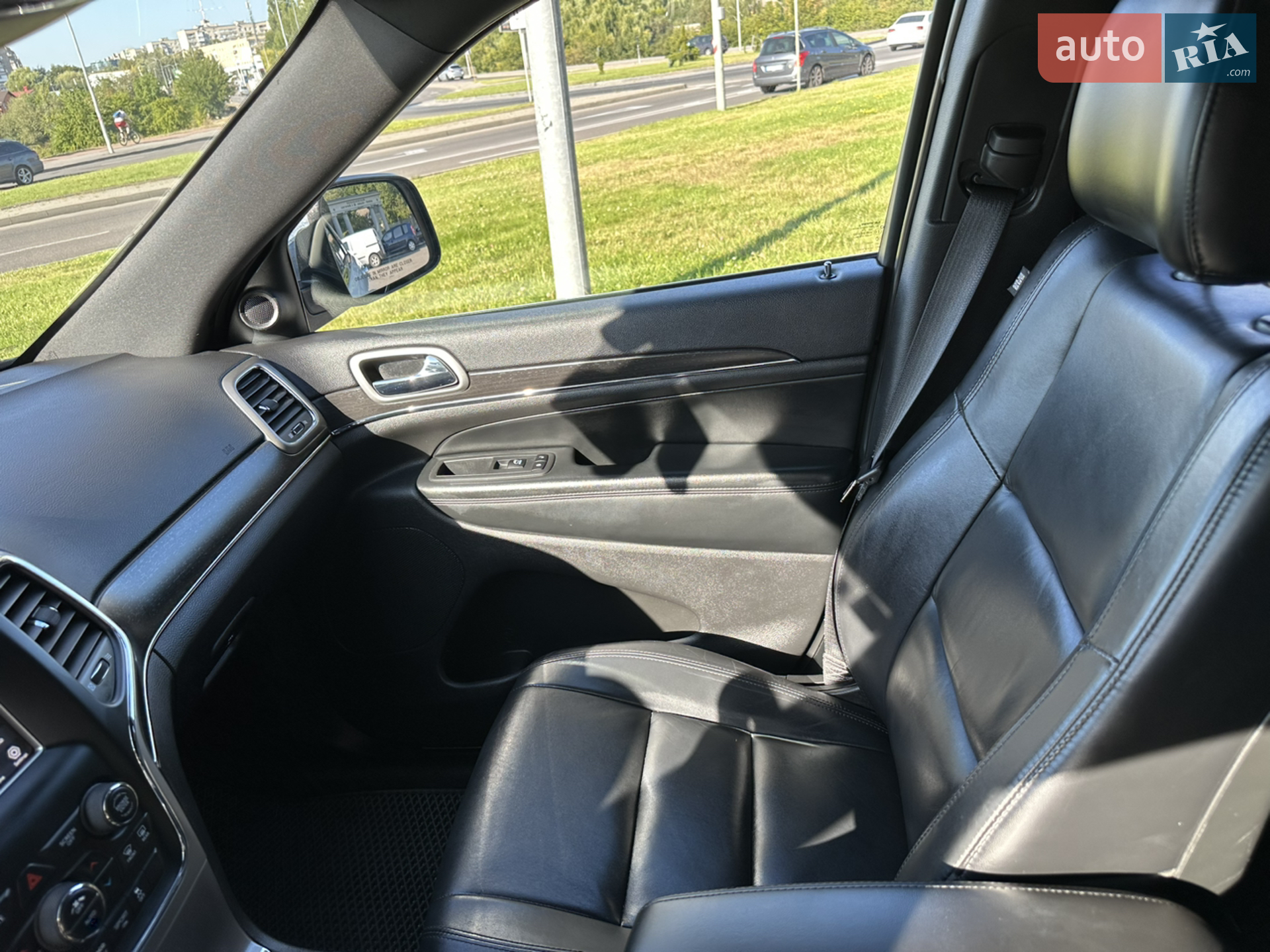 2018 Jeep Grand Cherokee - мініатюра 36