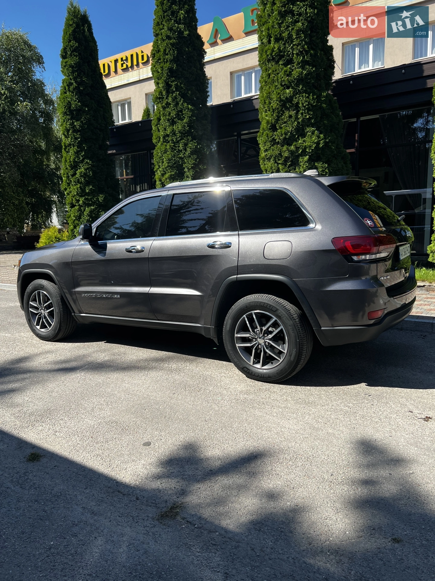 2017 Jeep Grand Cherokee - мініатюра 10