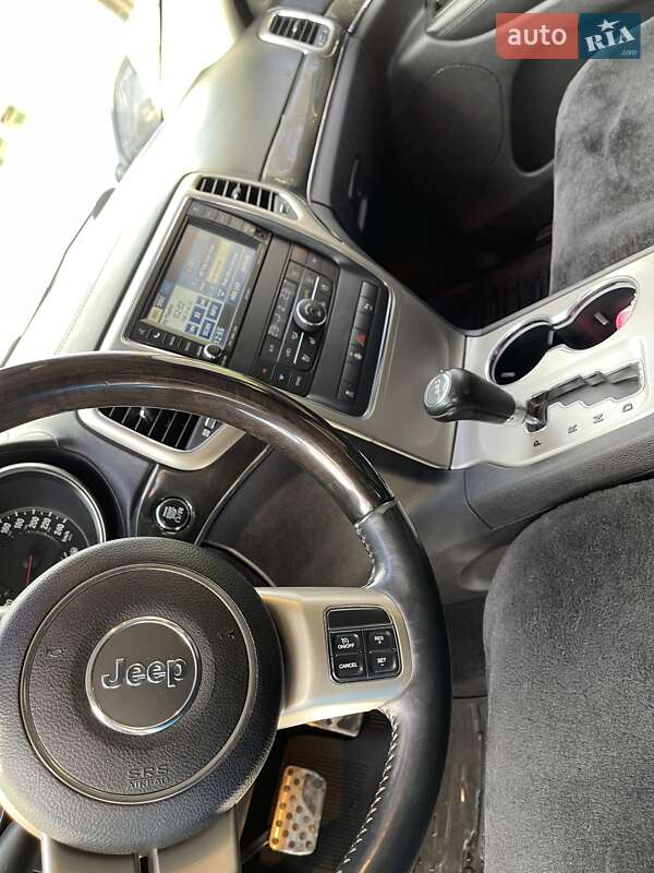 Внедорожник / Кроссовер Jeep Grand Cherokee 2011 в Березнеговатом