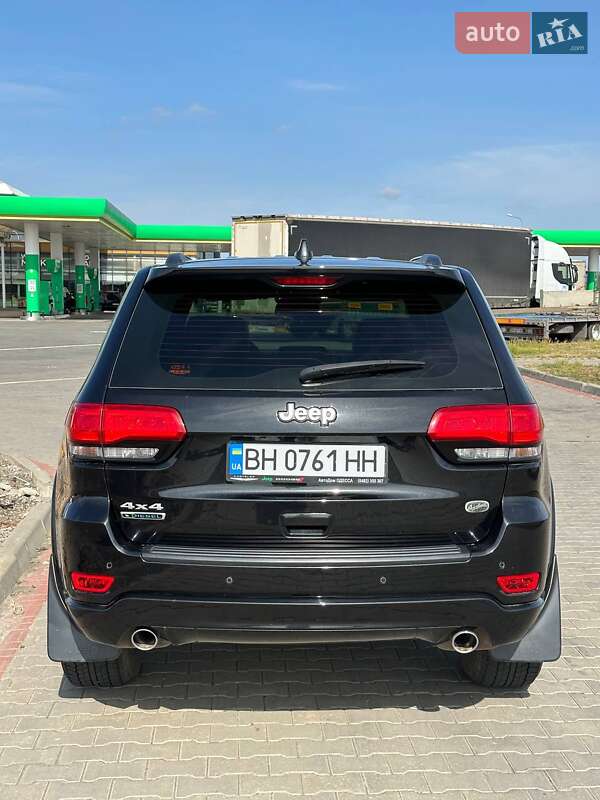 Внедорожник / Кроссовер Jeep Grand Cherokee 2015 в Одессе фото 2 Внедорожник / Кроссовер Jeep Grand Cherokee 2015 в Одессе
