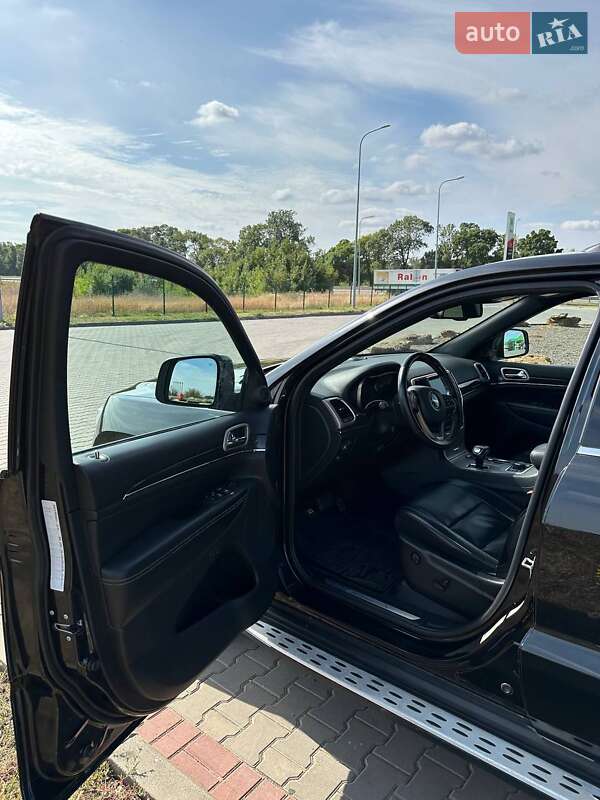 Внедорожник / Кроссовер Jeep Grand Cherokee 2015 в Одессе фото 15 Внедорожник / Кроссовер Jeep Grand Cherokee 2015 в Одессе