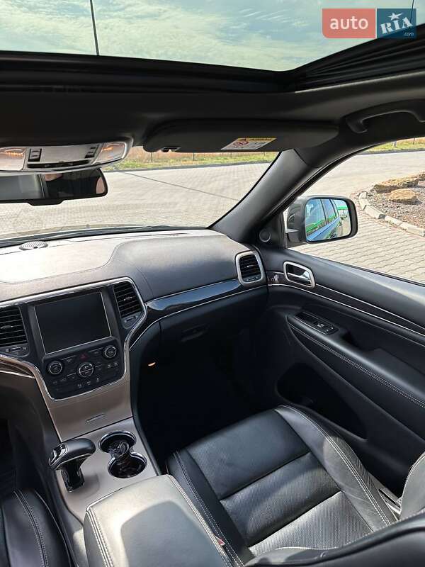 Внедорожник / Кроссовер Jeep Grand Cherokee 2015 в Одессе фото 20 Внедорожник / Кроссовер Jeep Grand Cherokee 2015 в Одессе