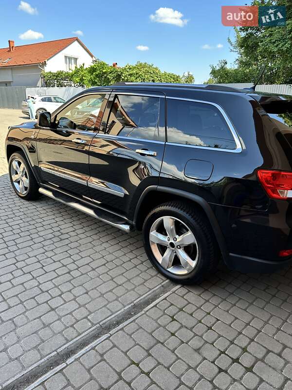 Внедорожник / Кроссовер Jeep Grand Cherokee 2012 в Ужгороде фото 8 Внедорожник / Кроссовер Jeep Grand Cherokee 2012 в Ужгороде