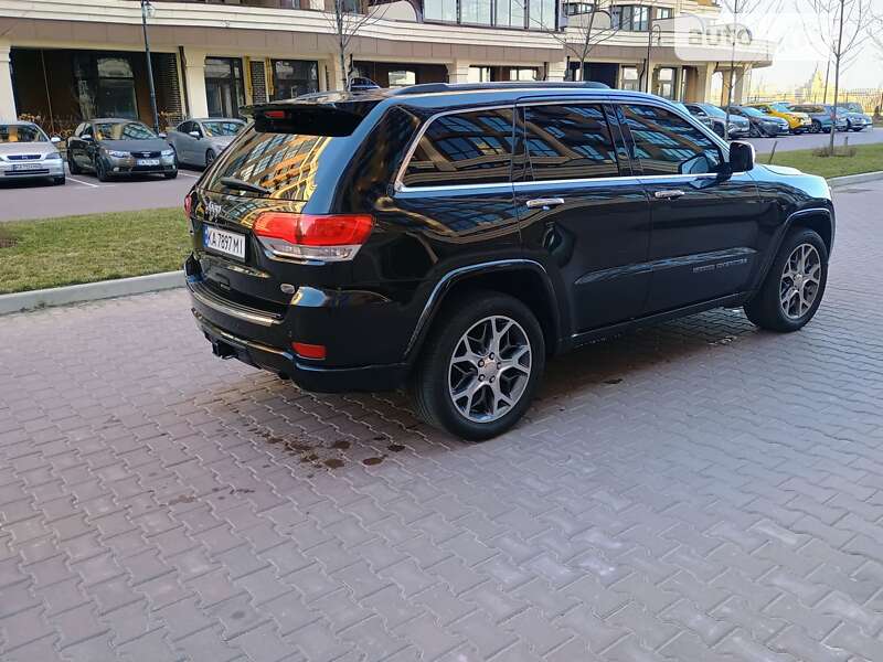 Внедорожник / Кроссовер Jeep Grand Cherokee 2019 в Киеве