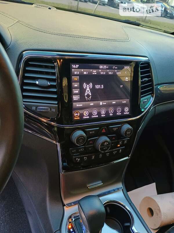 Внедорожник / Кроссовер Jeep Grand Cherokee 2019 в Киеве