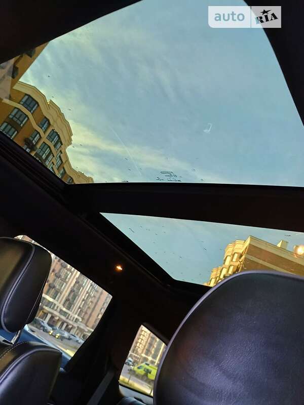 Внедорожник / Кроссовер Jeep Grand Cherokee 2019 в Киеве