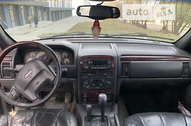 Внедорожник / Кроссовер Jeep Grand Cherokee 2001 в Новояворовске