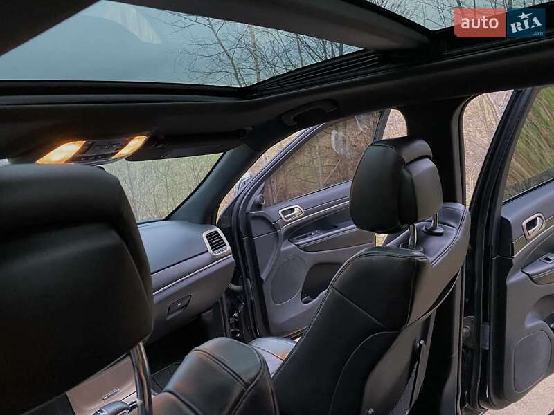 Внедорожник / Кроссовер Jeep Grand Cherokee 2015 в Рожнятове