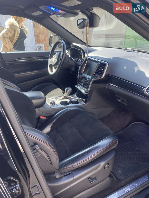 Внедорожник / Кроссовер Jeep Grand Cherokee 2016 в Запорожье фото 4 Внедорожник / Кроссовер Jeep Grand Cherokee 2016 в Запорожье